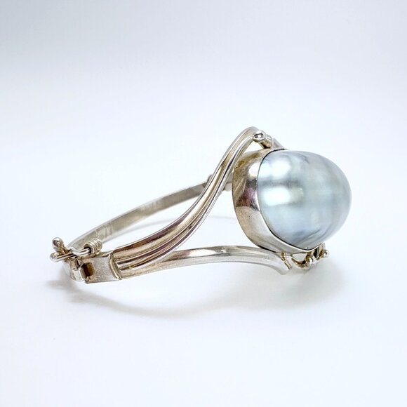 VTG Sterling Silver 925 Large Gray Mobe Pearl Hinged Bangle Bracelet Size L - Picture 4 of 11